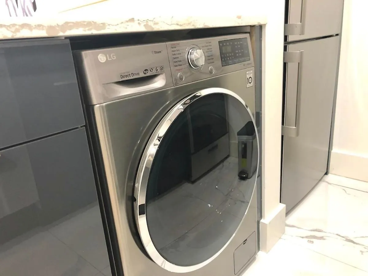 アパート 1597-6 Luxury Studio Upper East Side W&D ニューヨーク